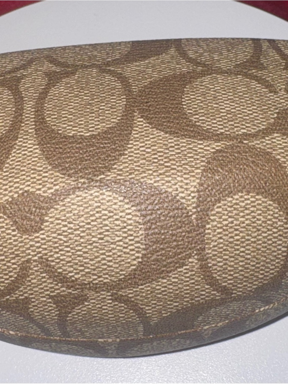 Coach Brown Signature Hard Sunglasses Case😎😎😎 - Picture 3 of 5